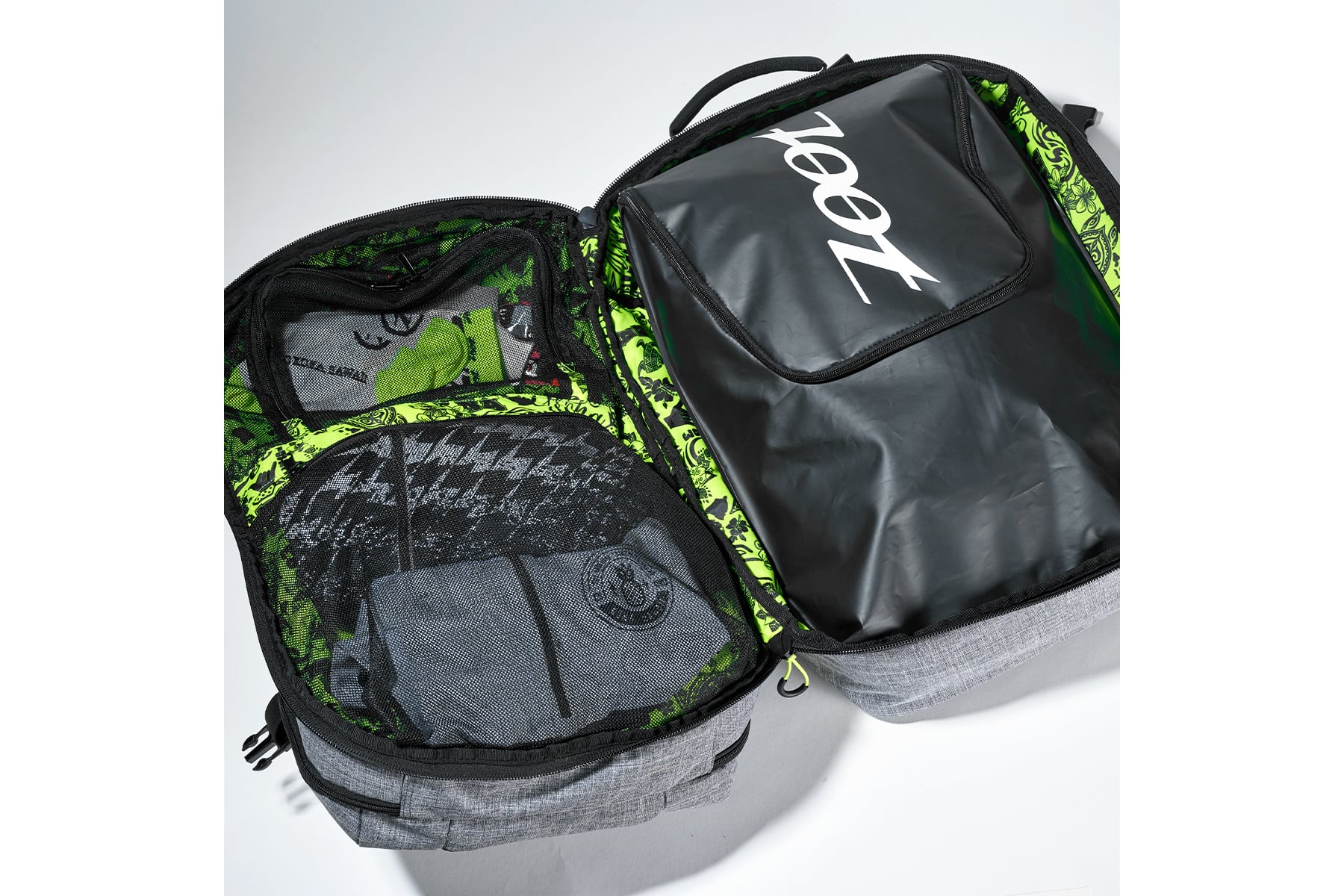 再入荷】Zoot Ultra Tri Bag トライバック トライアスロン専用 トランジションバッグ Unisex グレー Z2002003010 | Zoot Sports JAPAN トライアスロン 日本公式ショップ 再入荷】Zoot Ultra Tri Bag トライバック トライアスロン専用 トランジションバッグ Unisex グレー Z2002003010 | Zoot Sports JAPAN トライアスロン 日本公式ショップ