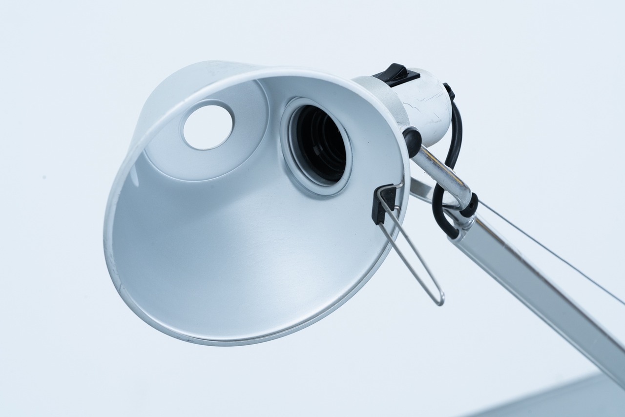 Michele De Lucchi & Giancarlo Fassina | Tolomeo Table lamp