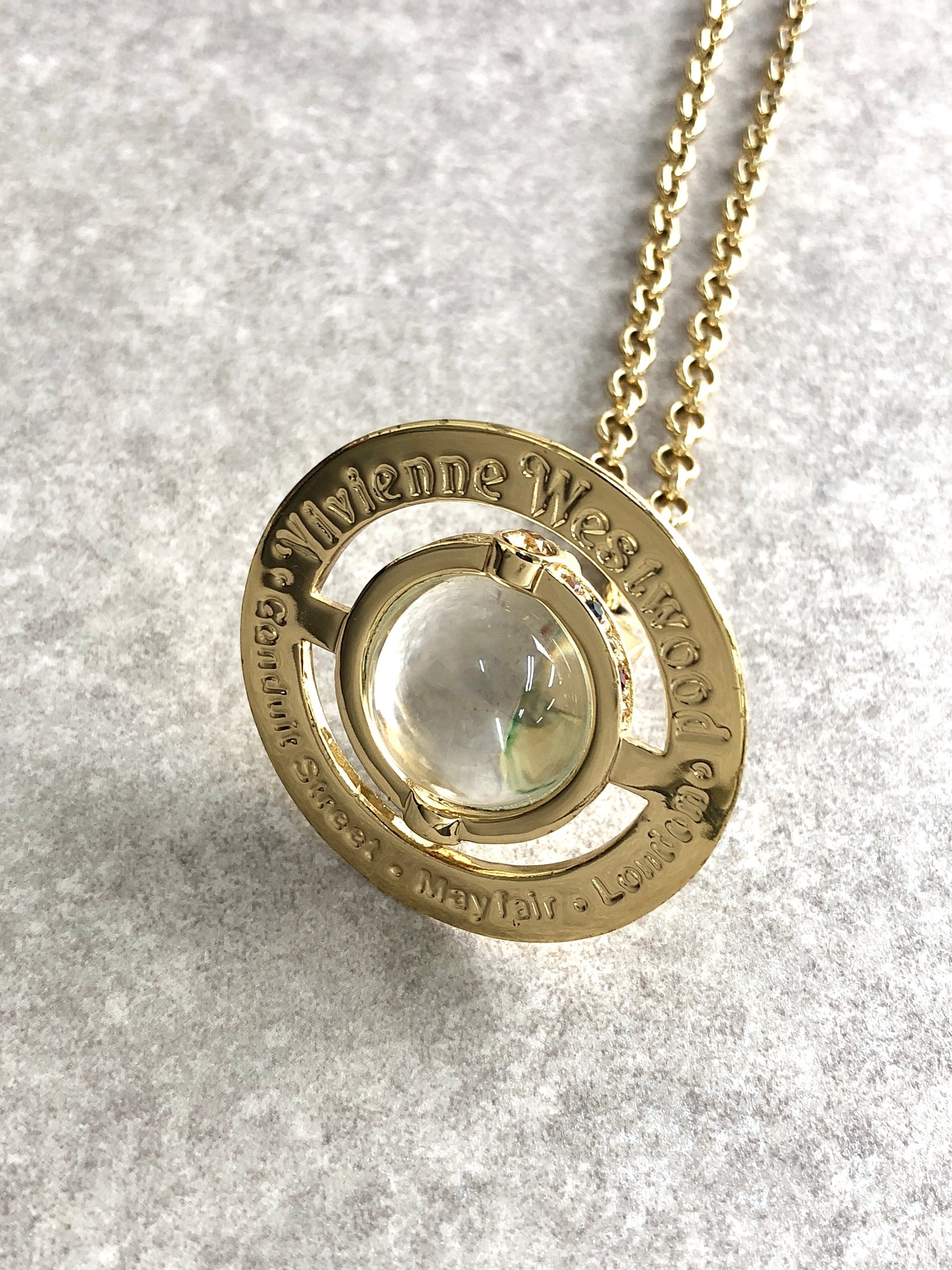 Vivienne Westwood ヴィヴィアンウエストウッド ネックレス オーブ