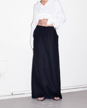 1990s Euro vintage - back slit linen skirt