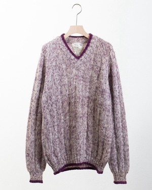 old V-neck wool × mohair knitted sweater / Made In ITALY