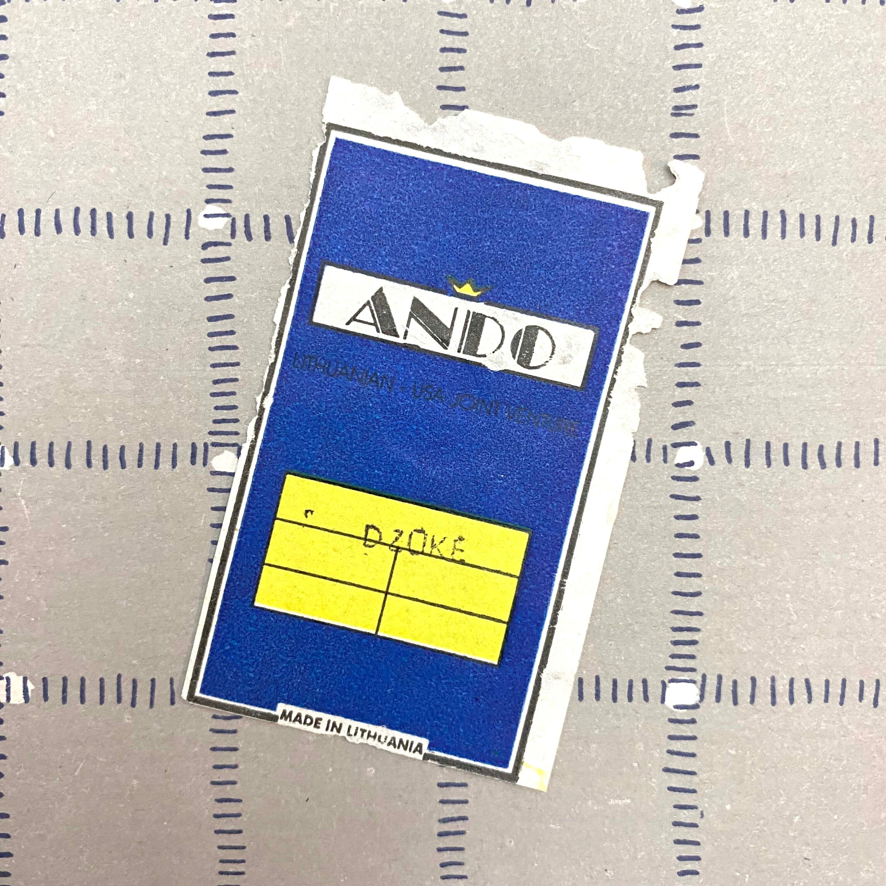 リトアニアの民族人形　ANDO製ヴィンテージ（麻ひものドレス）