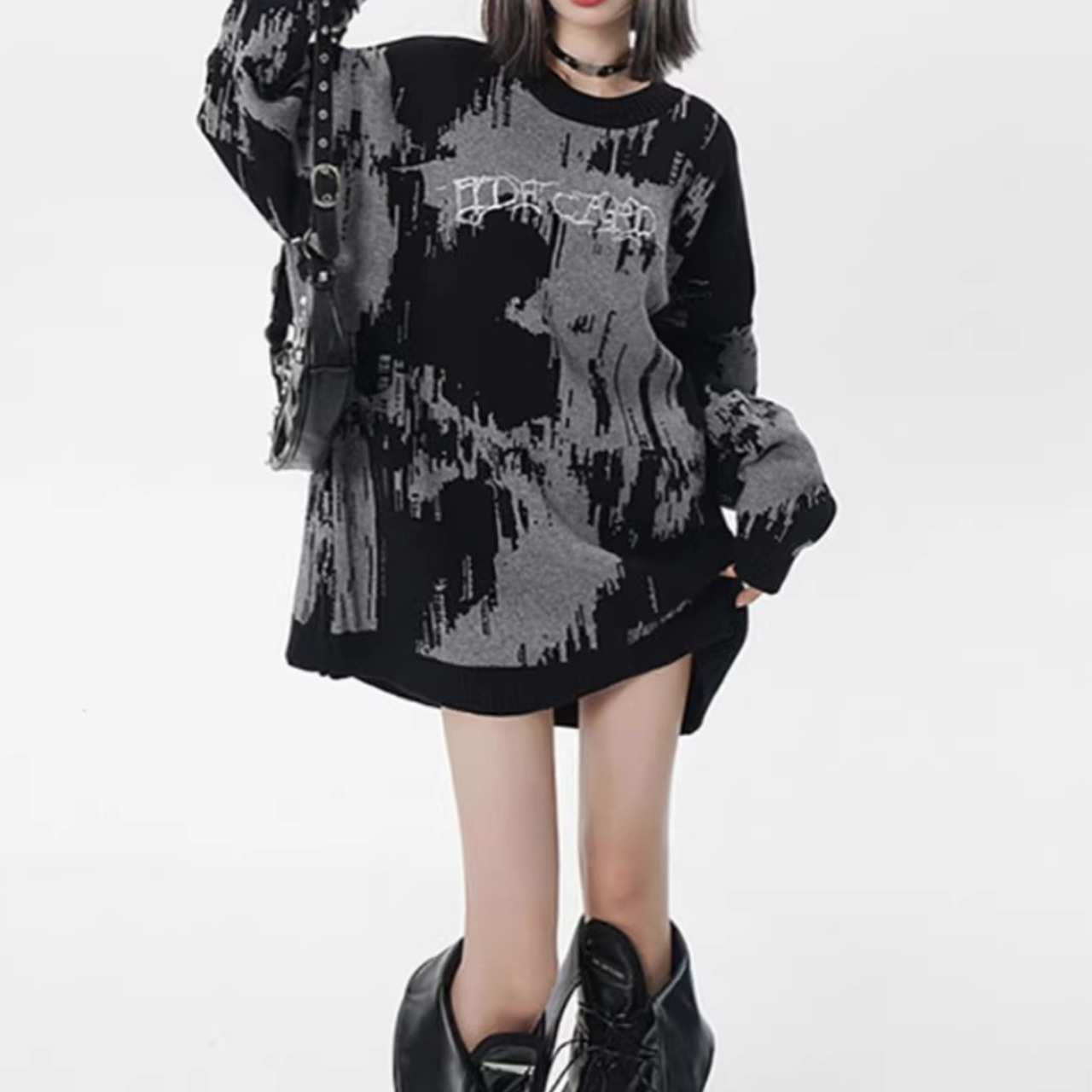 Street Style Embroidered Knit Sweater (ME308)