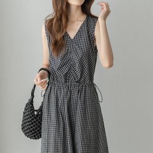v neck check long dress