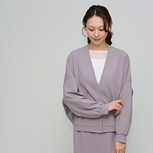 【超軽量、シーン問わず】梨地ダブルフェイス・バックVネックカーディガン ‐ LEQ-2630 グレー ‐