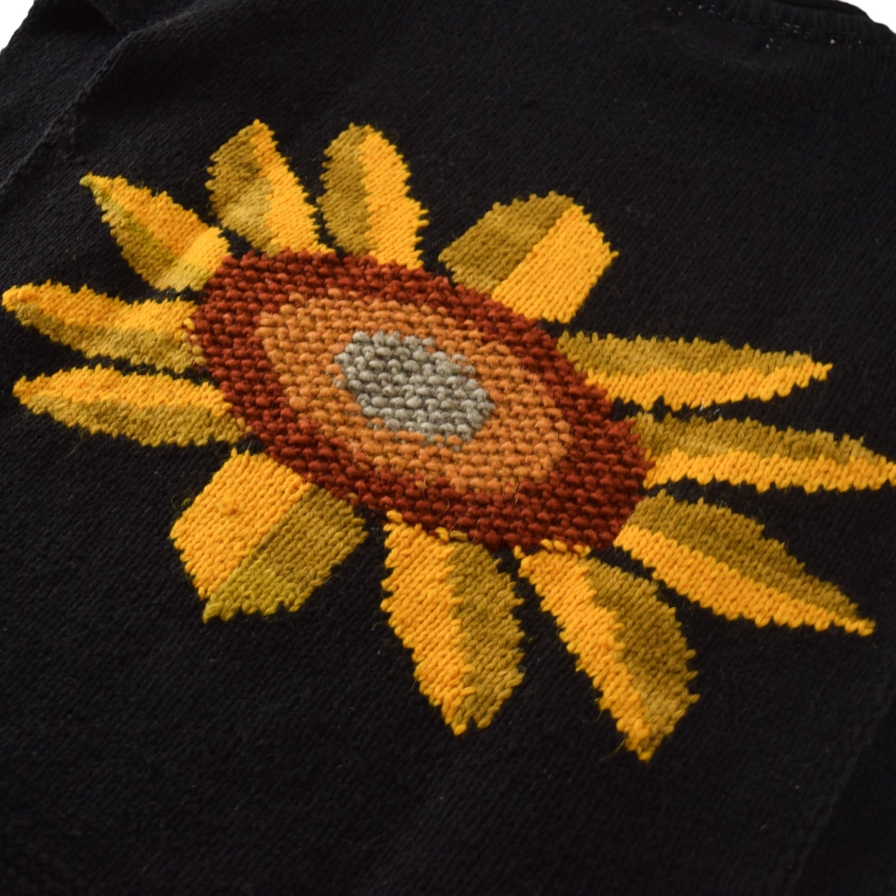 1980's Vintage Mock Neck Sun Flower Ecuador Knit Sweater XL Black / 80年代  ヴィンテージ エクアドルニット サンフラワーニットセーター 両面 ブラック ビンテージ 花柄 モックネック ヒマワリ