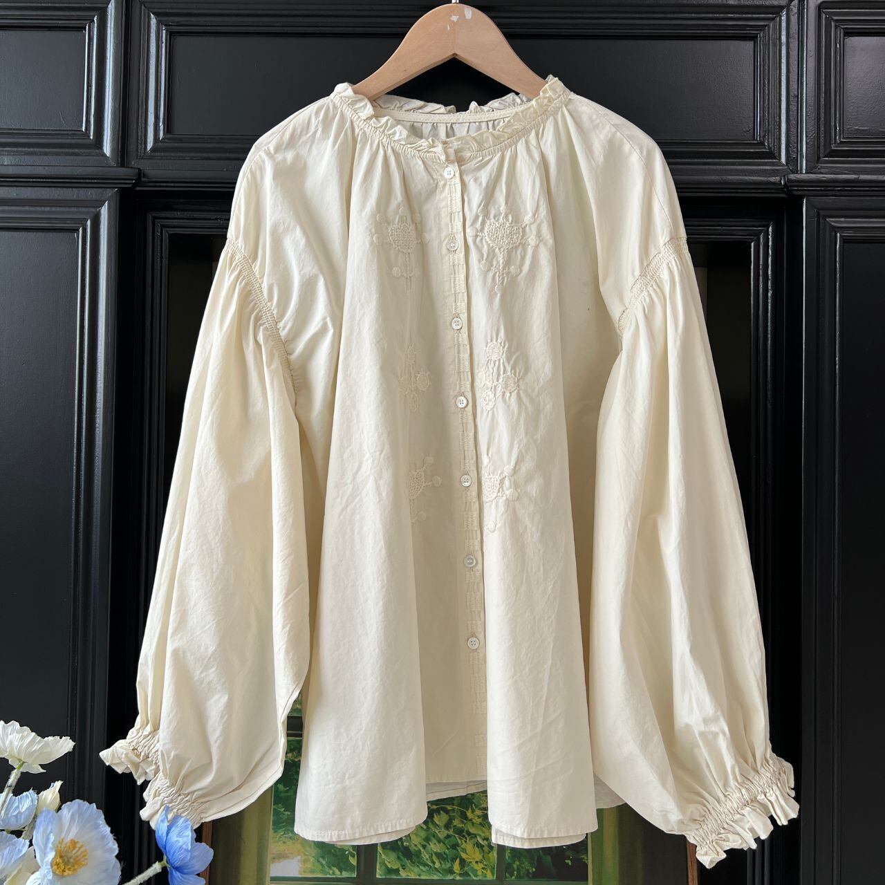 フラワー刺繍 ギャザースリーブ ブラウス Ln00373