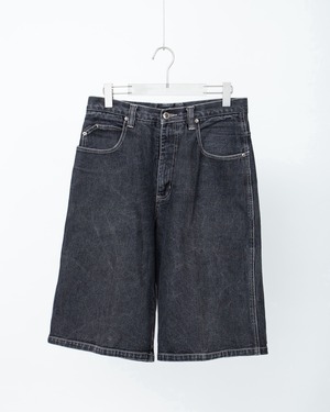 baggy silhouette good fade denim short trousers