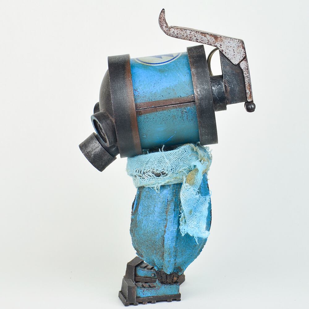 チカトイズ　コロボ CHIKA TOYS 近廣雄一】 コロボム青(塗装済み完成品) | HOW HOUSE