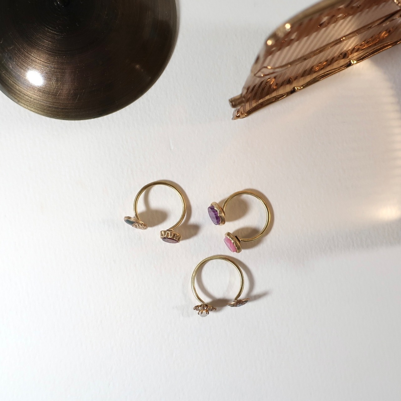 モモ・ホウセキ商会　No.82