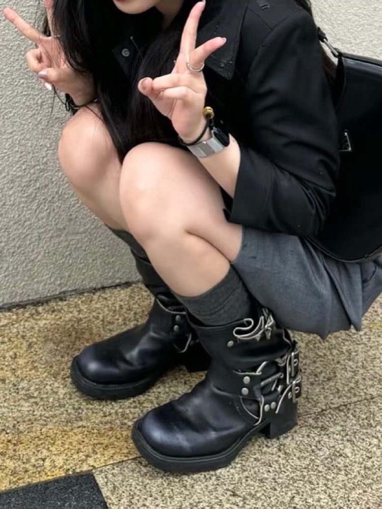 モードライクでコーデを格上げ バックル付きエンジニアブーツ リング付き ミドルブーツ ライダースブーツ カジュアル おしゃれ 韓国 CH10162