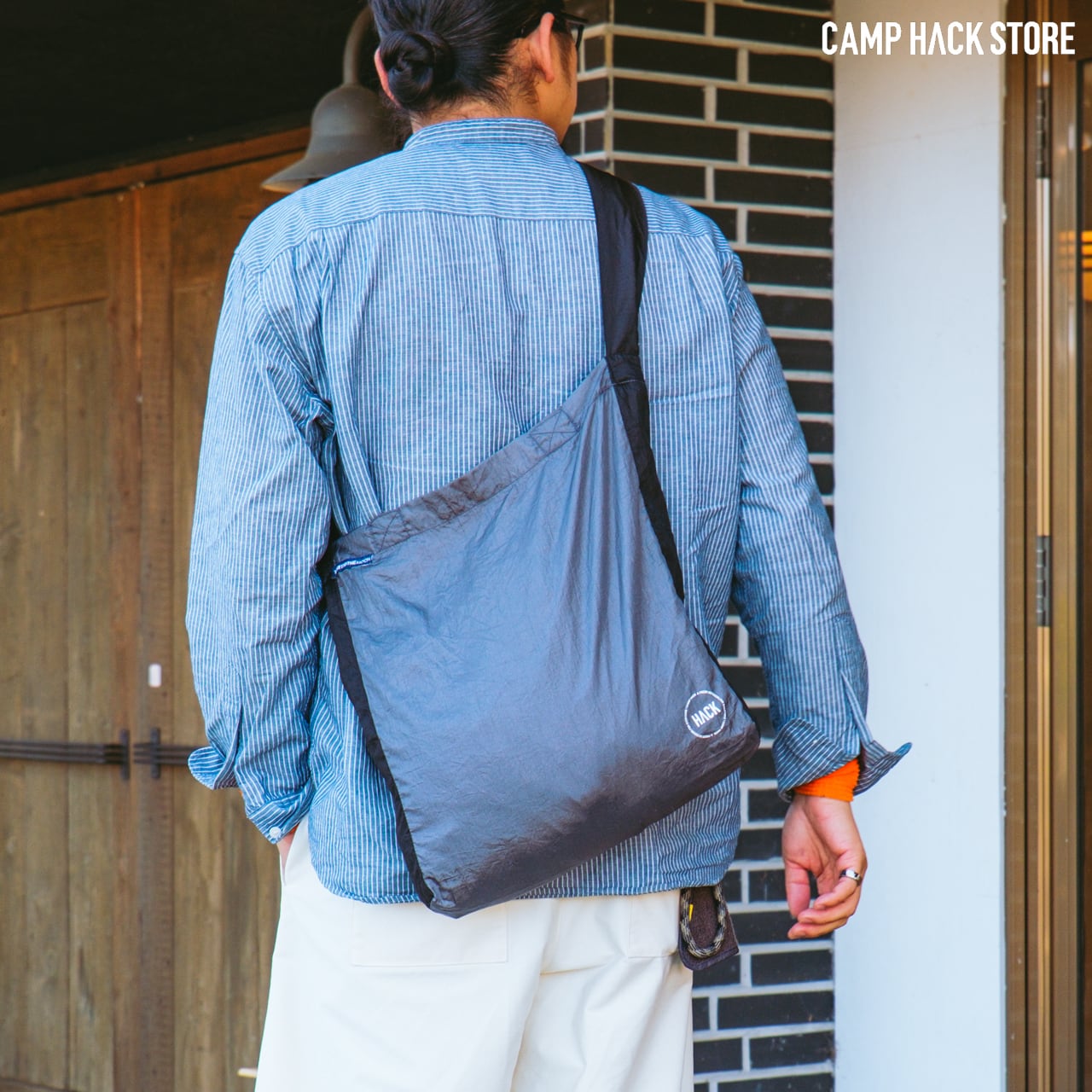 別注カラーで新登場。肩掛け「エコバッグ」 | CAMP HACK STORE