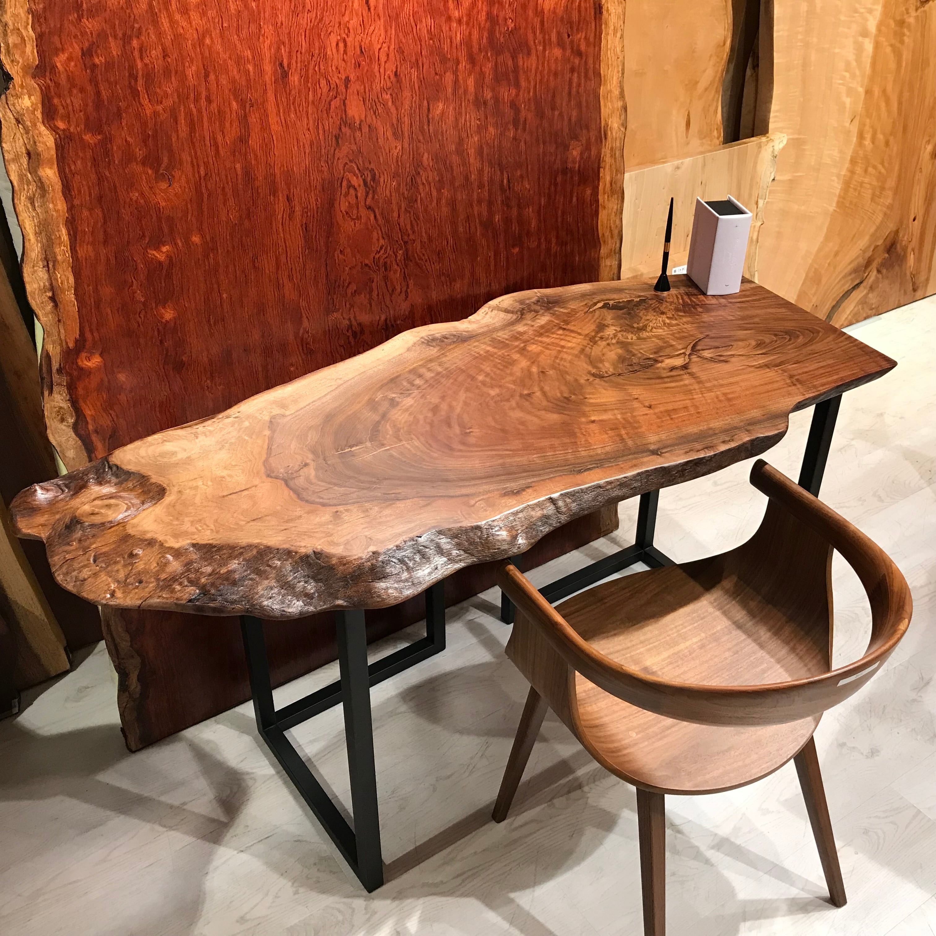 一枚板 | 千年家具 - 一枚板 テーブル専門店