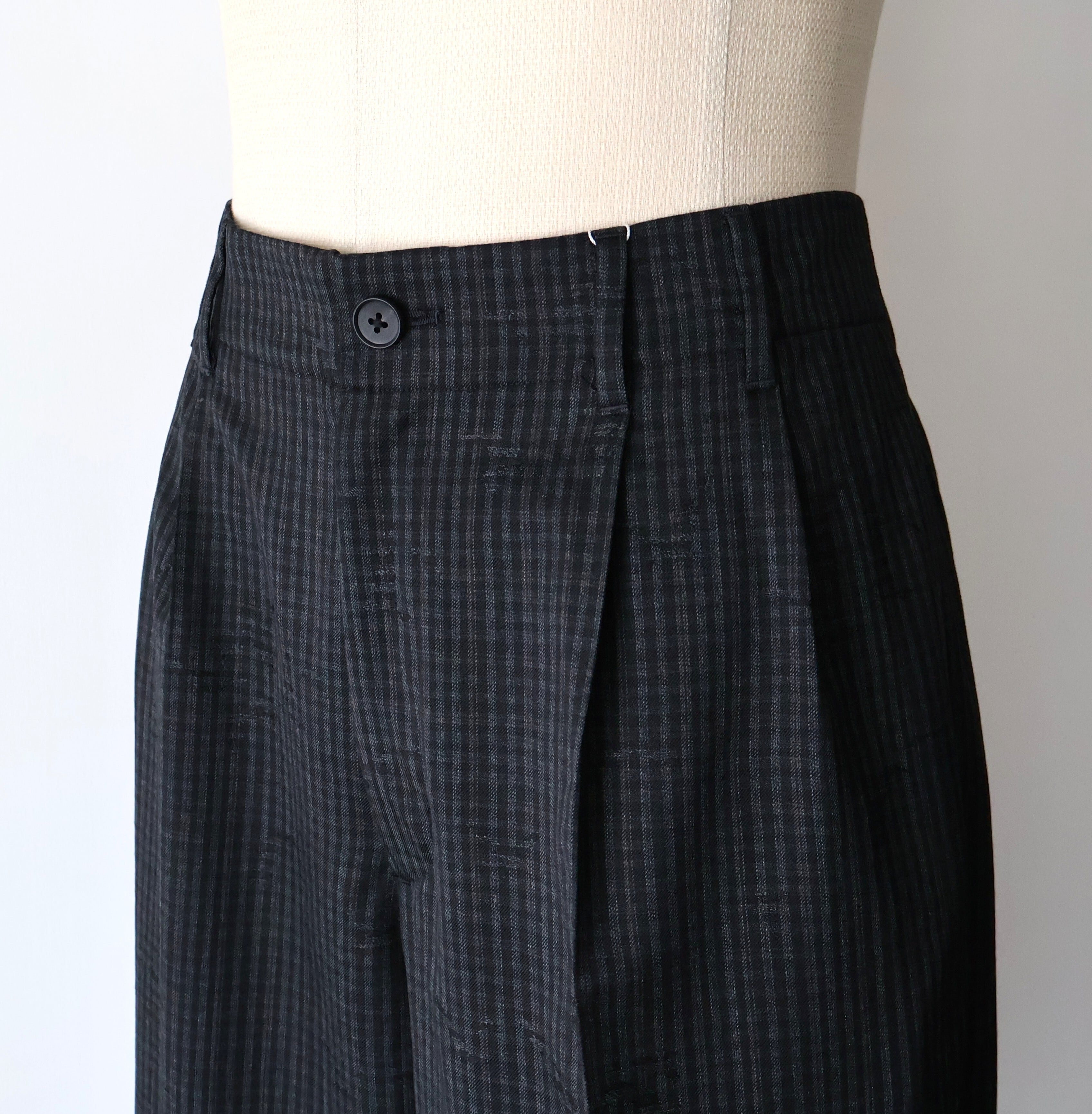 nonnotte ウール テーパードパンツ nonnotte ウール テーパードパンツ