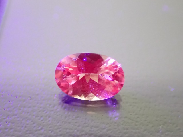 ドラゴンガーネット　0.65ct　[B1-203]