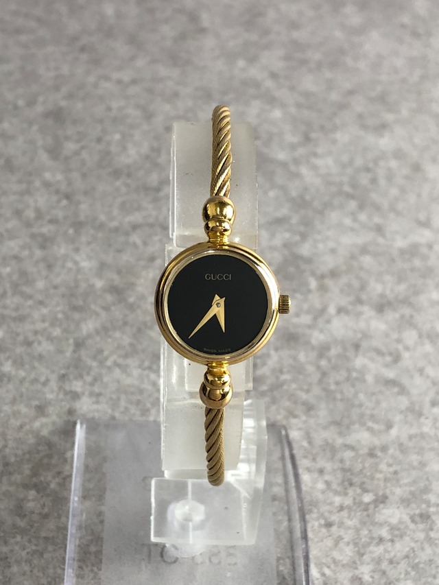 GUCCI グッチ 腕時計 ゴールド×ブラック シェル ステンレススチール バングル 2700.2.L クウォーツ vintage ヴィンテージ オールド bykvde