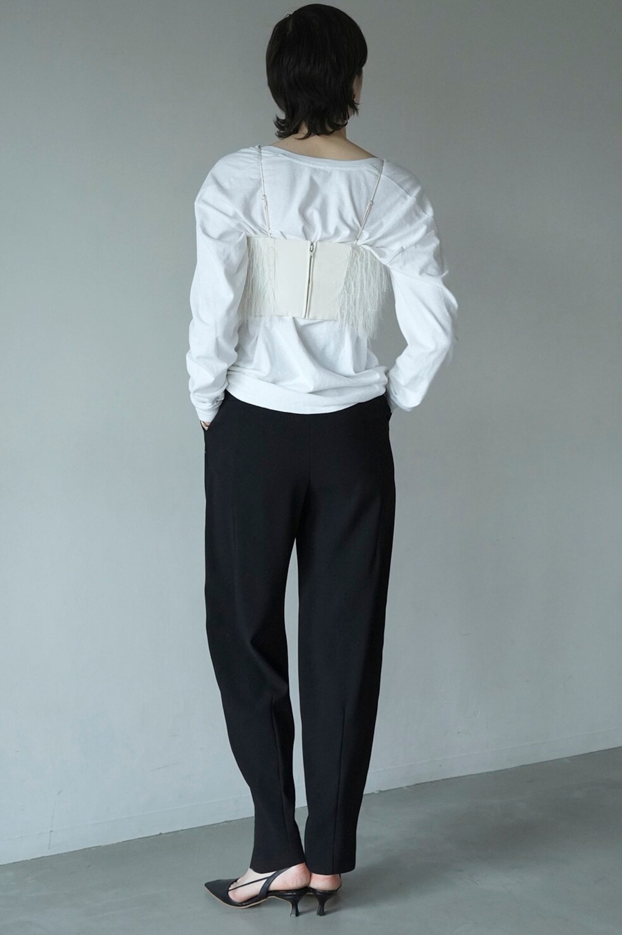 CLANE クラネ　SLIT HEM BALLOON PANTS