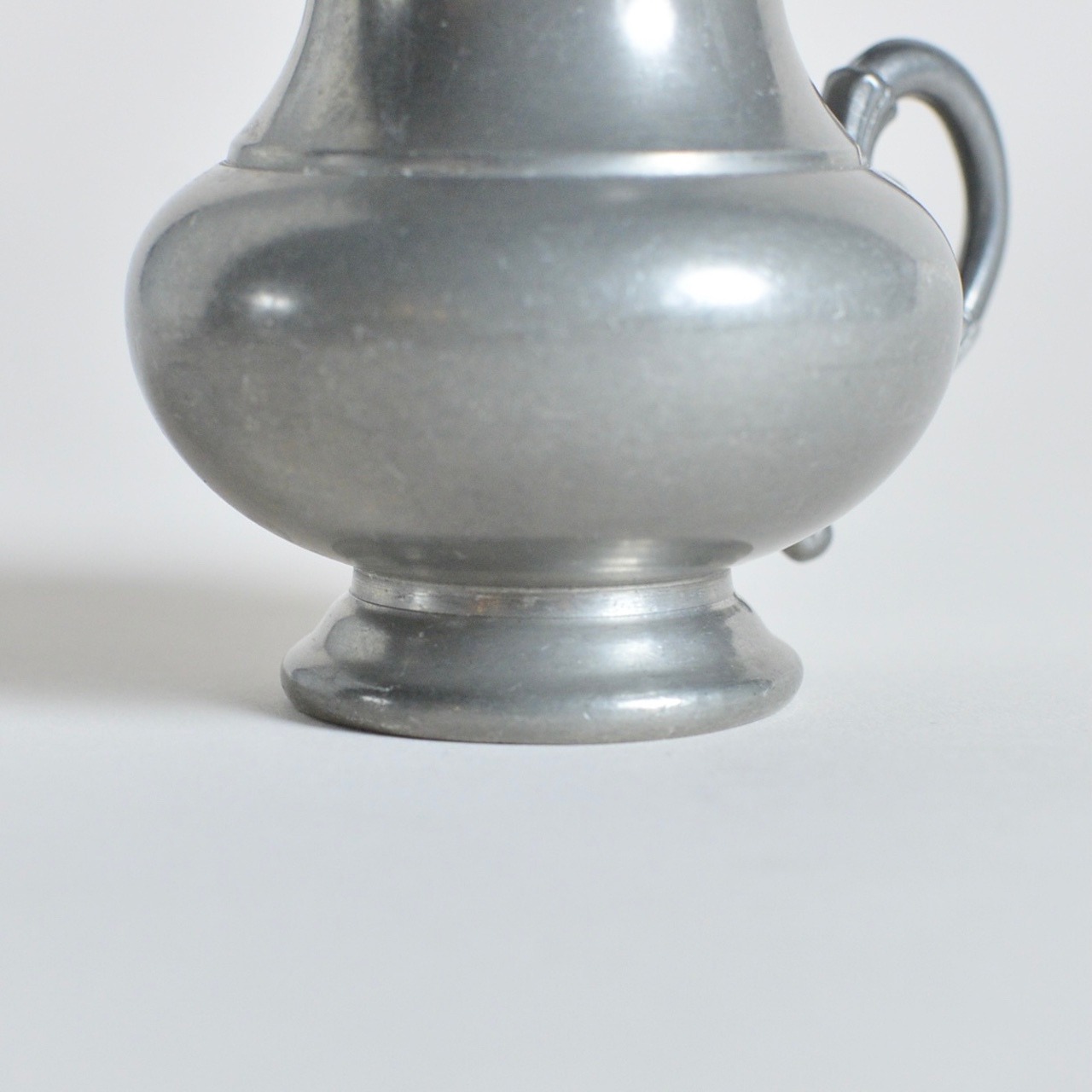 Pewter Milk Pot / ピューター ミルク ポット〈 ピッチャー / 花瓶 / フラワーベース / アンティーク / ヴィンテージ〉 SB2105-0012