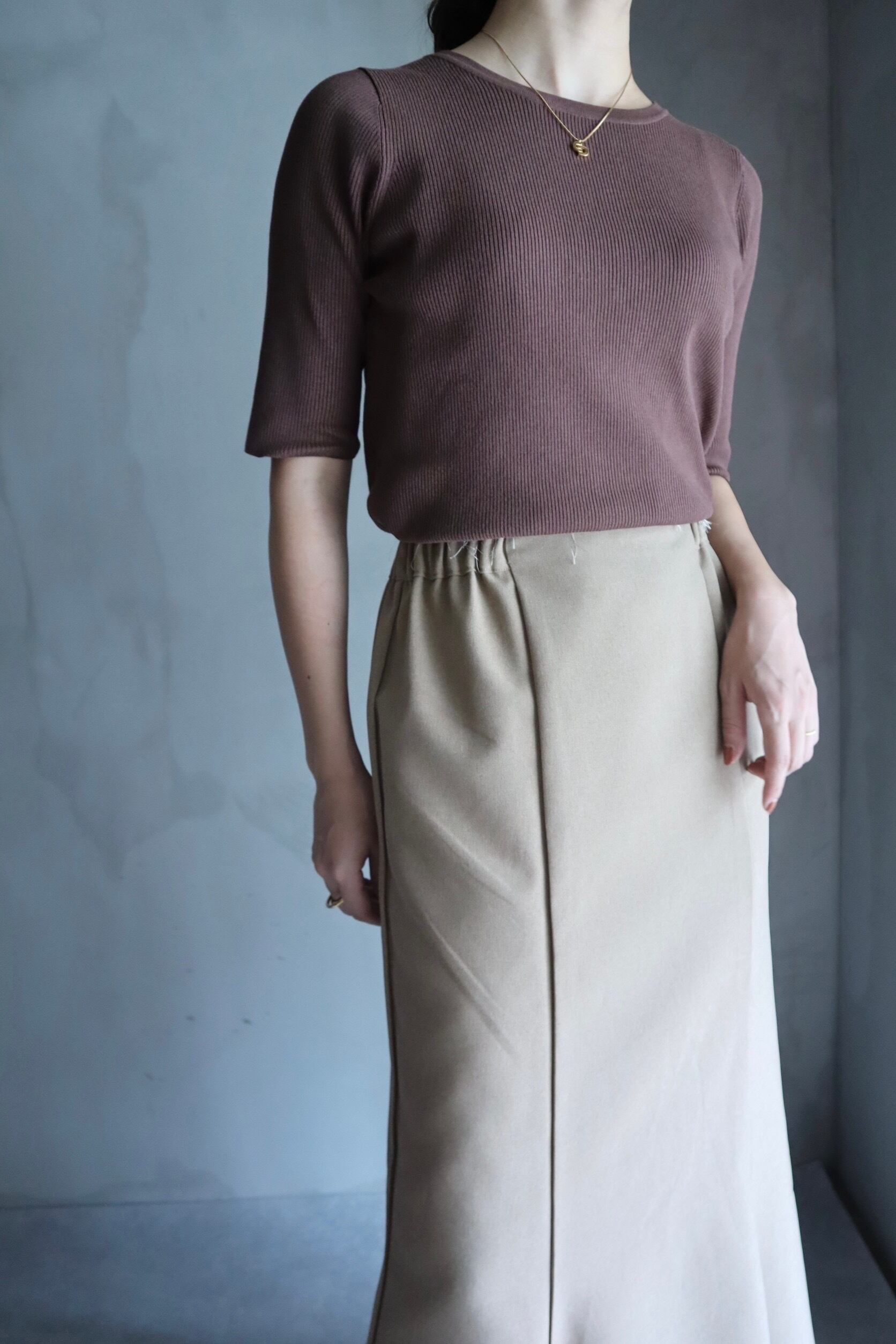 Cut jacquard mermaid skirt BEIGE | mirem