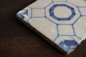 Spein Azulejos Catalunya “八角形の装飾模様”