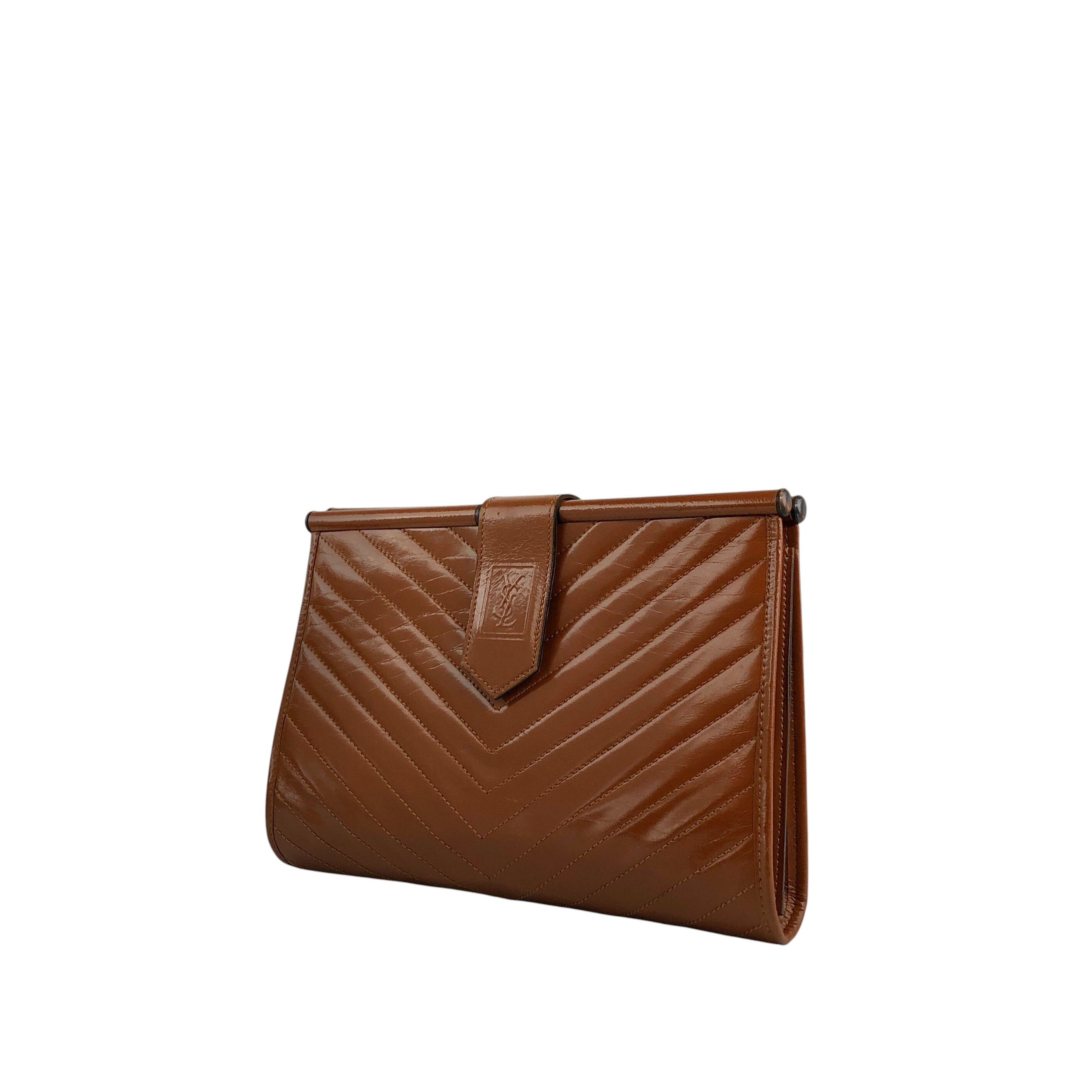 YSL サンローラン カサンドラロゴ クラッチバッグ レザー 茶 ヴィンテージ Yves Saint Laurent イヴ・サンローラン クラッチバッグ ブラウン YSL