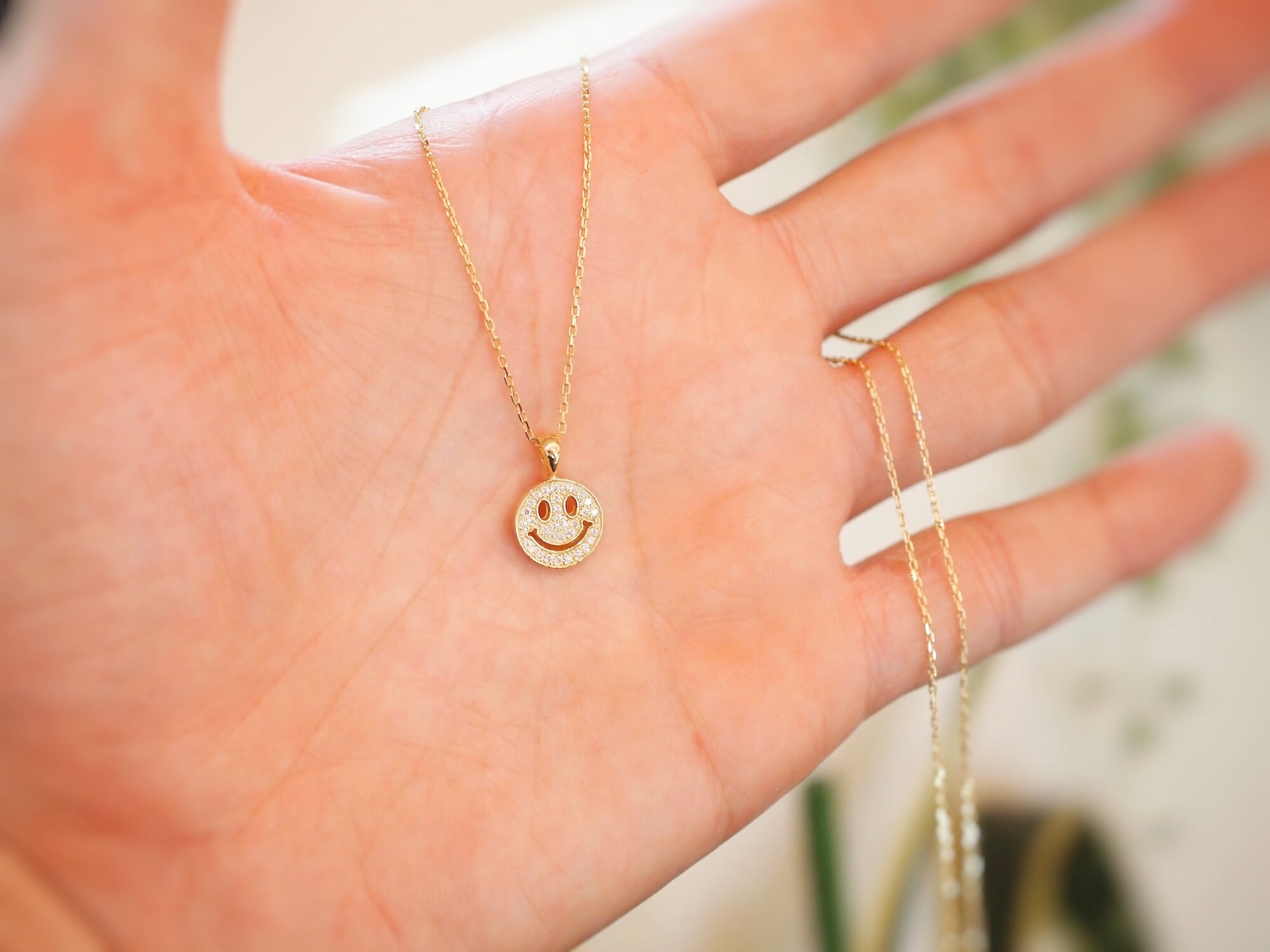 K18YG SMILE NECKLACE