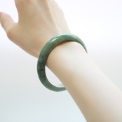【内径 約58mm】 komaru green 翡翠バングル A貨翡翠 jd_bg1549