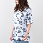 総柄Tシャツ