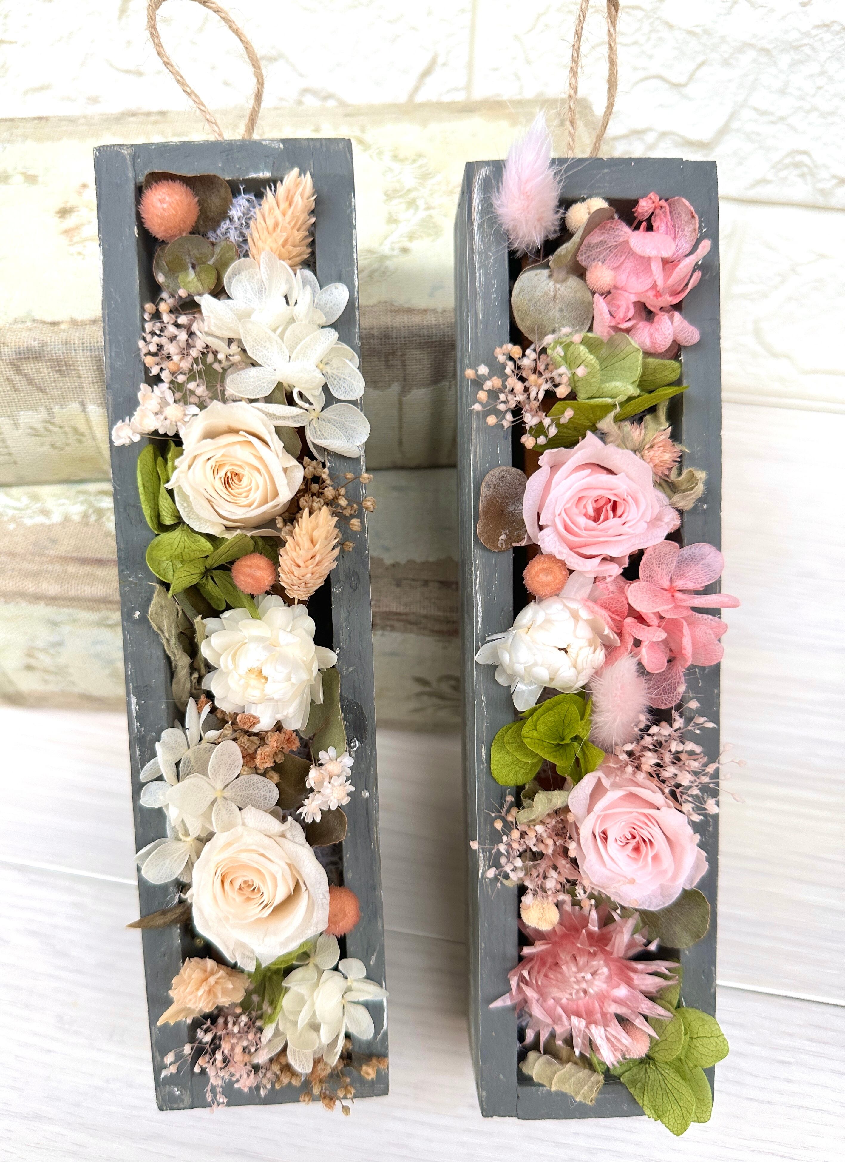 プリザーブドフラワーのバトンアレンジメント・ローレル/シャンパン