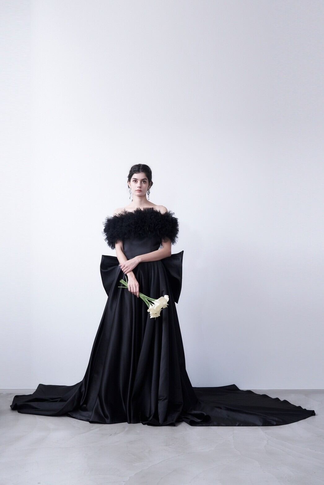 色直し パーティードレス 黑 ベアトップ リボン サテン スレンダー  