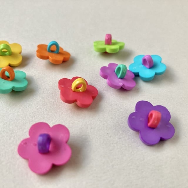 再入荷〉JJボタン カラフルフラワーボタンパック（9p） | Dua