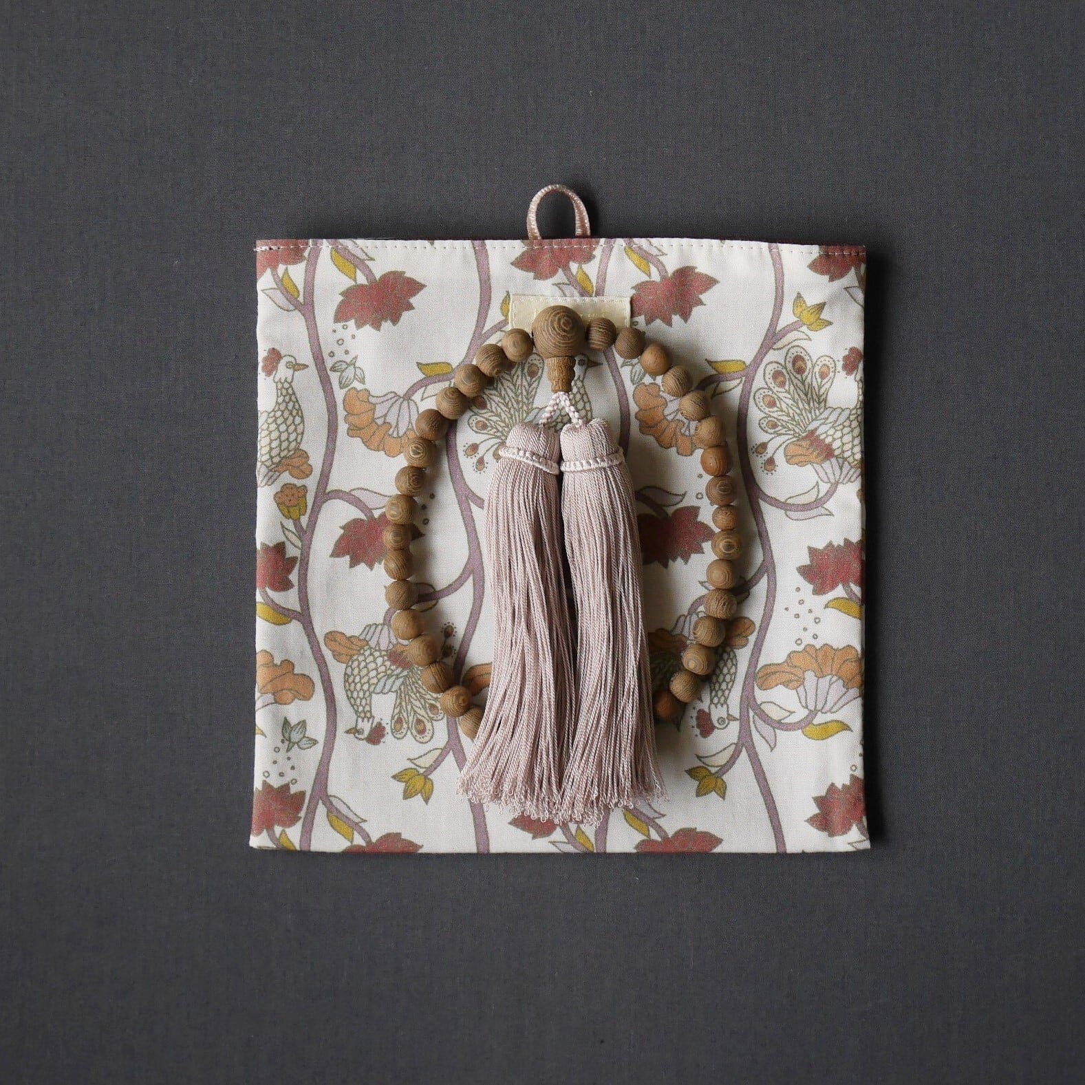 座具（お念珠入れ） hiiragi | 日々花［ Hibika online ］