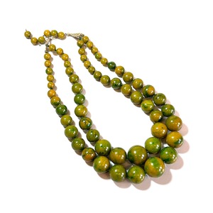 1950s USA Green marble bakelite vintage necklace