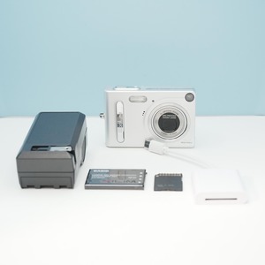 CASIO EXILIM EX-Z3 デジカメ スマホ転送OK フルセット 美品 シロクマカメラ a7263