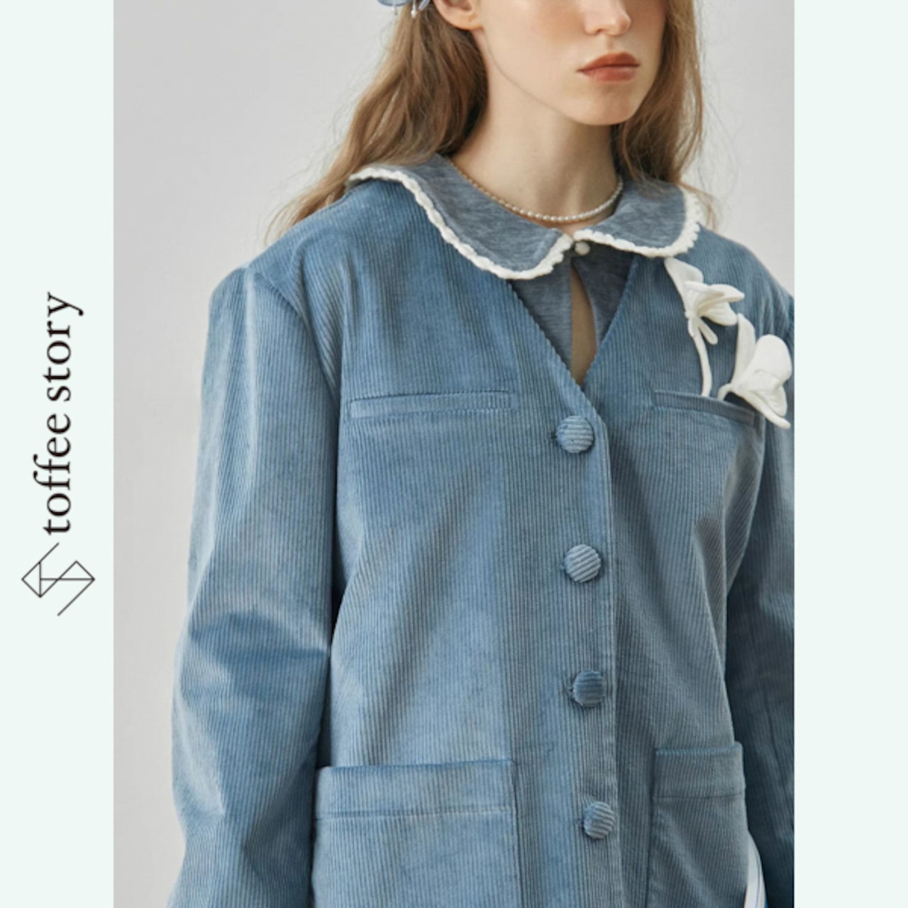 青い庭に咲く白影：花飾りコーデュロイジャケット《XU0263》