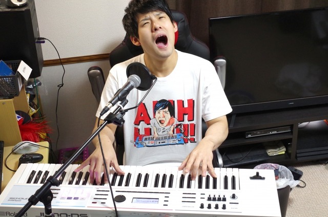 THE PIANO WARRIOR Ｔシャツ