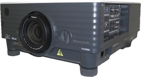 Panasonic　　TH-D3500　　 液晶プロジェクター