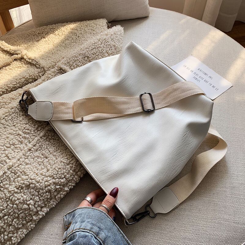 スタイルショルダーバッグ メッセンジャーバッグ 手作りハンドバック52230624052