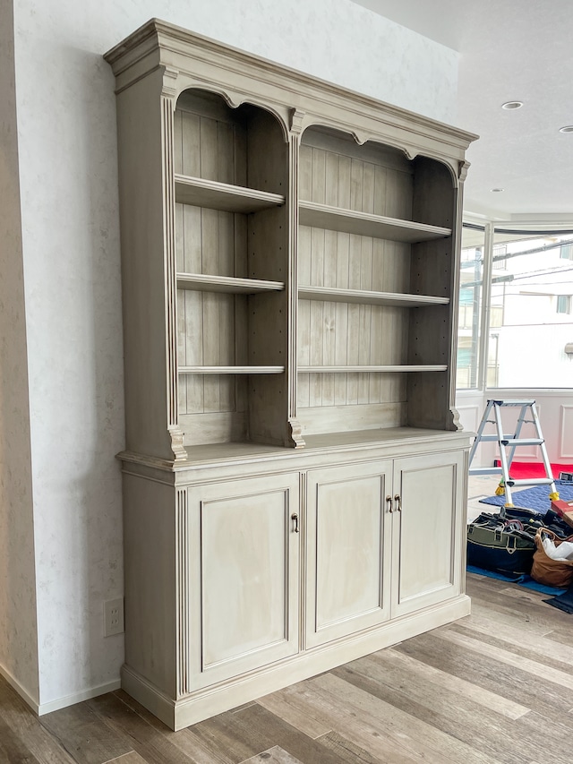 アンティーク調カップボード バーカウンターバック収納棚 (アンティーク調・オーダーメイド食器棚)W1650