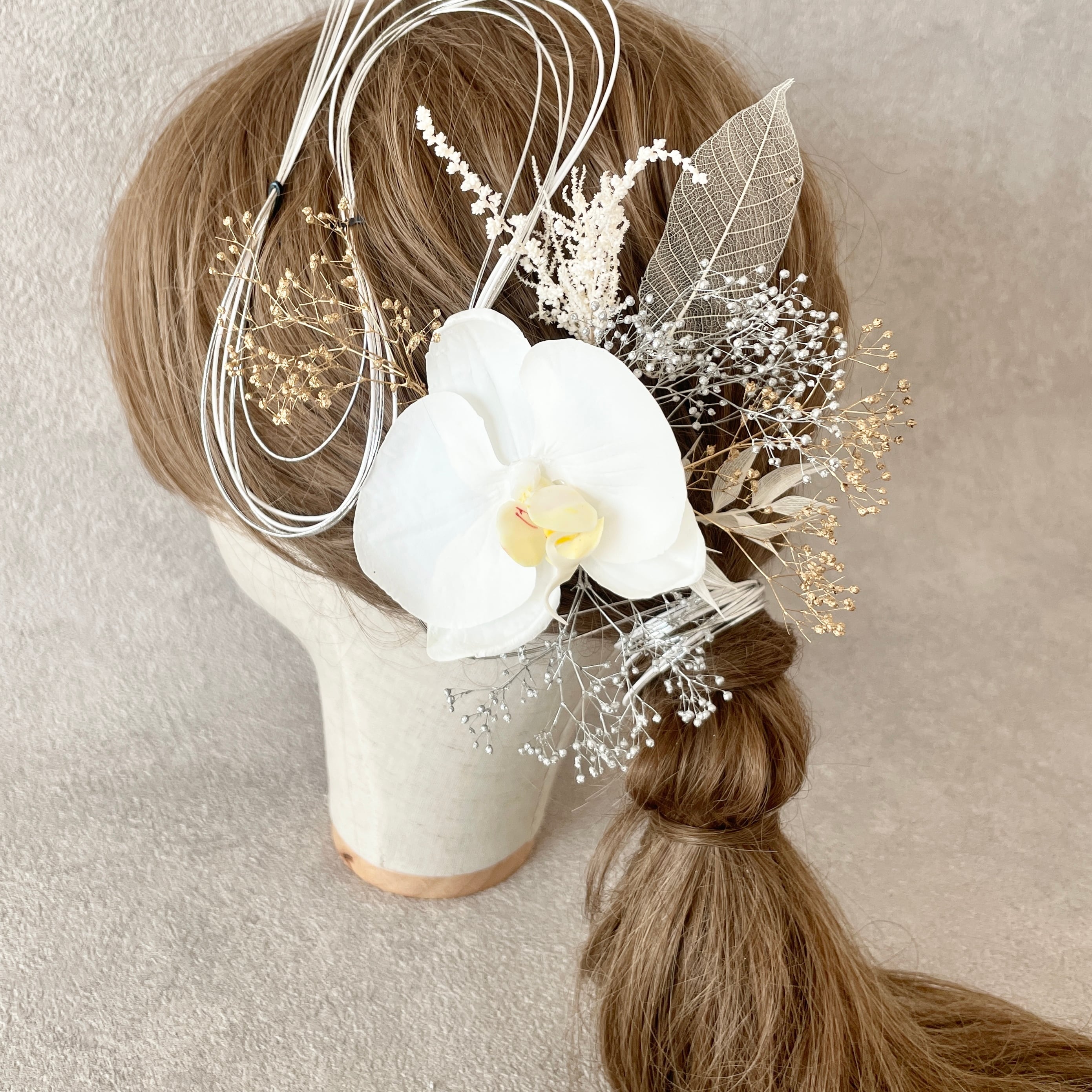 胡蝶蘭髪飾り　成人式　白無垢　卒業式　フォトウエディング　ホワイトゴールド