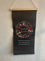 【クリスマス】刺繍タペストリー リースL ブラック