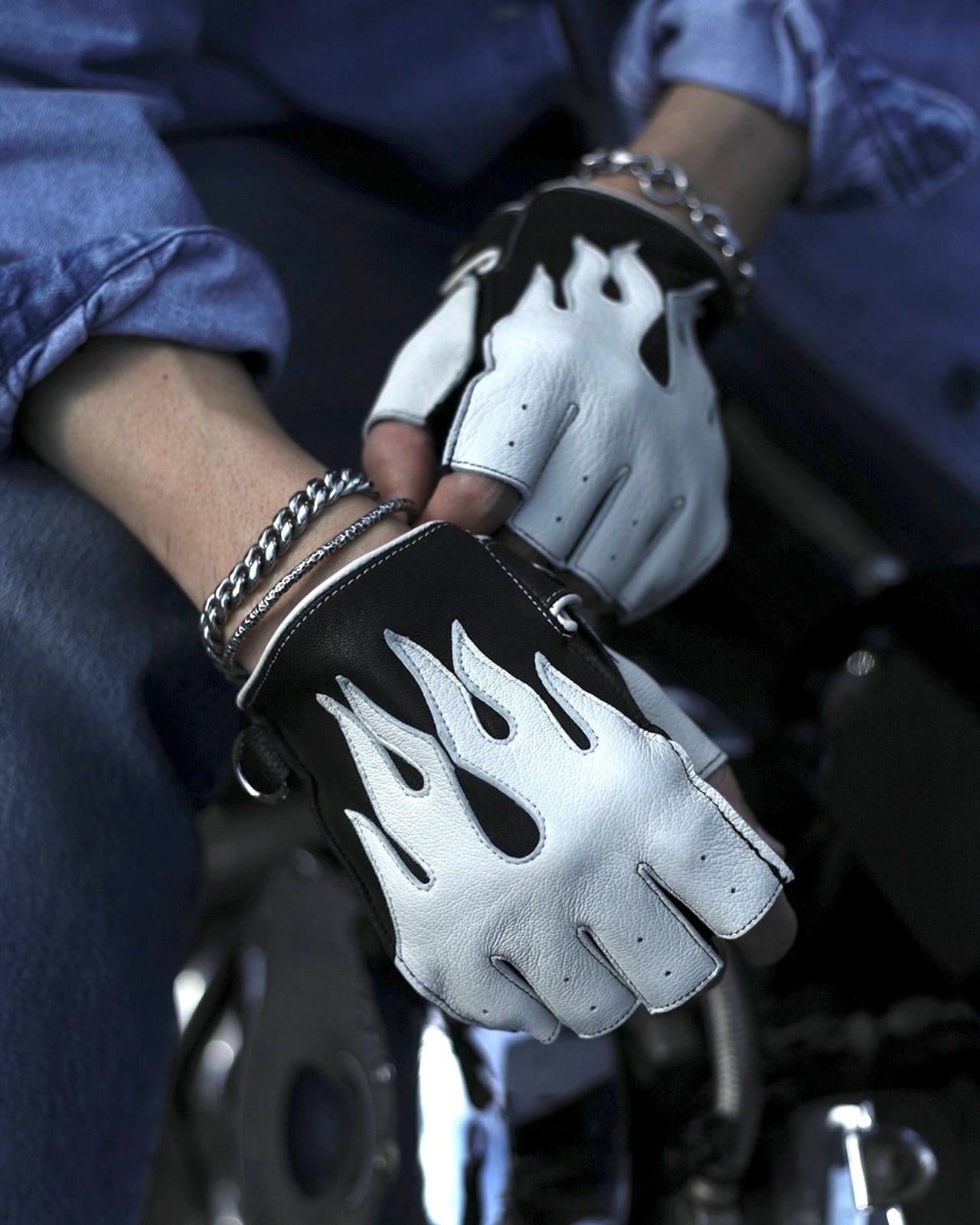 冬用バイクグローブ Mサイズ BARYFROMTHENORM GLOVES | BARYFROMTHENORM