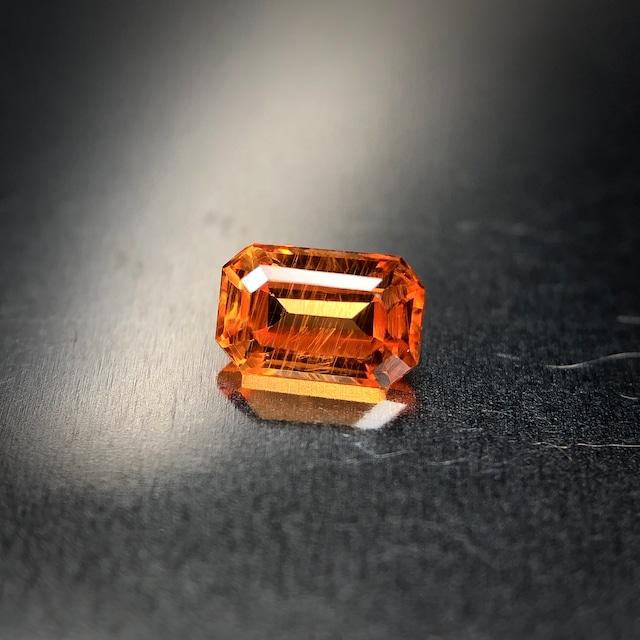 最も美しいオレンジ色 0.24ct UP 天然 マンダリンガーネット