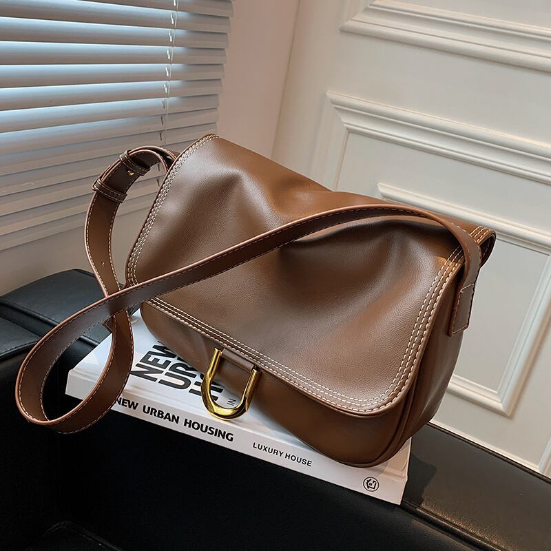 オータムウィンタースタンダードショルダーバッグ レトロ 秋物 冬物 スクウェア メッセンジャーバッグ 手作りハンドバック70171274783