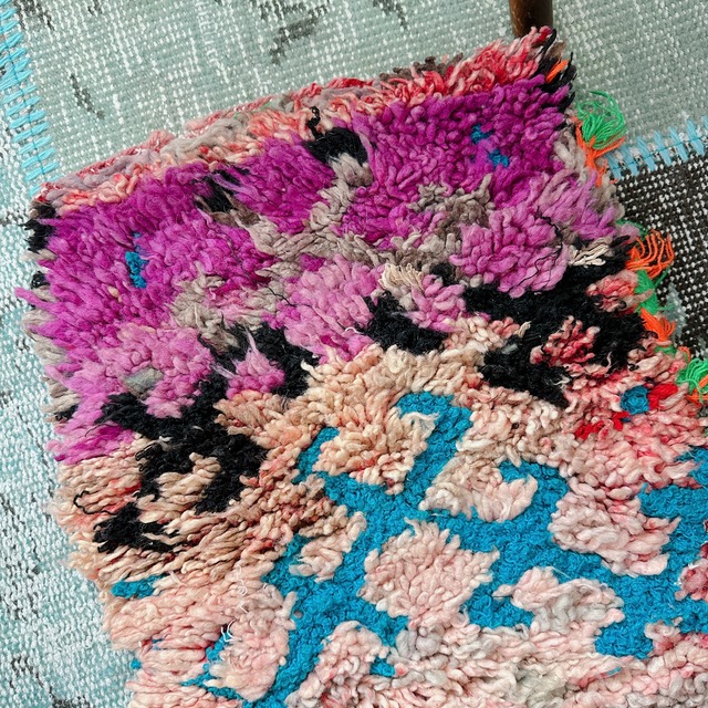 モロッコ ヴィンテージラグ MR008 | ブジャド | 37cm × 115cm