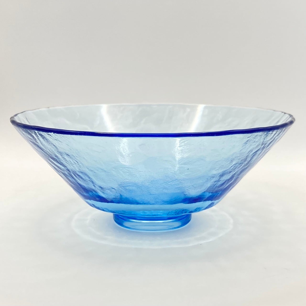 新品】平茶碗 義山 ブルー 東太武朗 紙箱入 耐熱 | 茶道具 錦玉堂