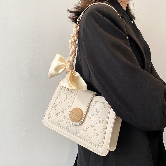 サマーレッドスカーフ スタイル 夏物 シルク メッセンジャーバッグ Tiancai_Wing_Bag18750246949