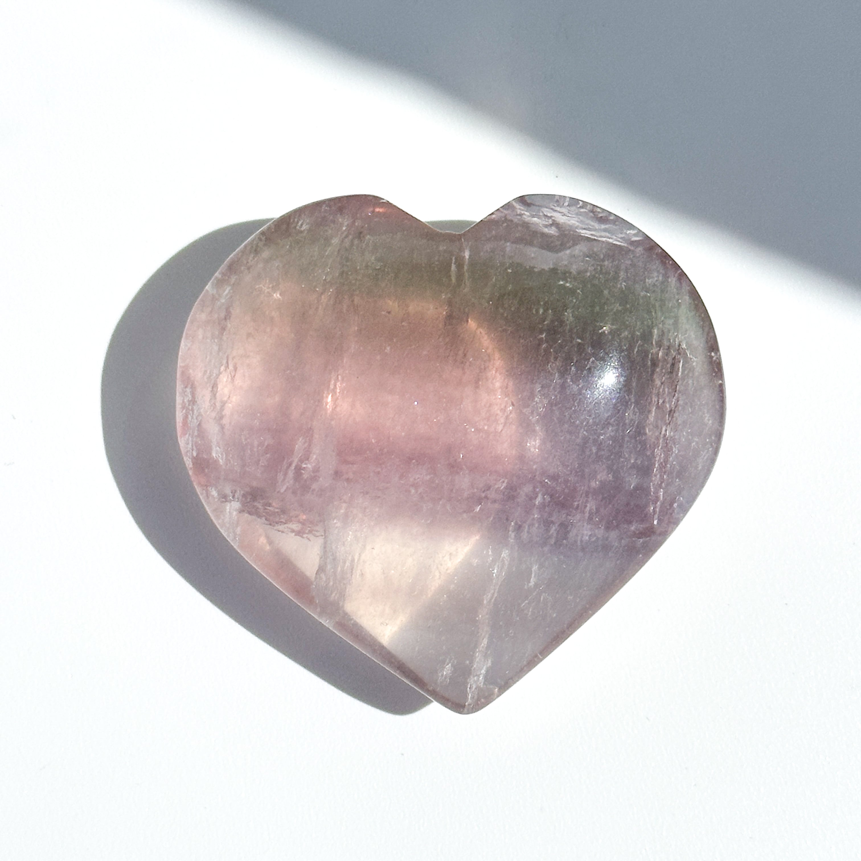 レインボーフローライト ハート32◇ Rainbow Fluorite ◇天然石・鉱物