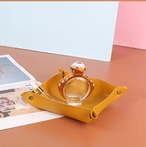 予約 レザートレー 小物入れ 3サイズセット 北欧風 卓上収納 アクセサリートレイ 合成皮革 PU 鍵 時計 コイン 玄関 デスク 折りたたみ ボタン式 おしゃれ インテリア 全10色 cw-a-6741