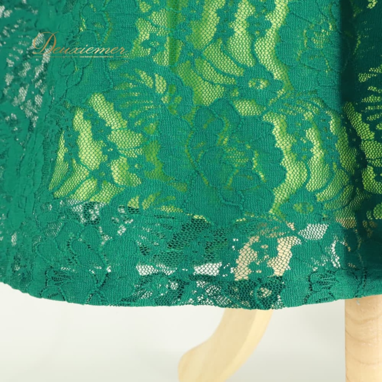 フラダンス 衣装 CC Fashions CCファッション ワンピース ドレス グリーン系 花柄 植物柄 レース 透け感 ハワイアン アロハ フラ ダンス レッスン 練習 ハワイアンダンス 緑 黄緑 長袖 フレア 華やか 鮮やか かわいい おしゃれ 上品 大人っぽい ダンス衣装 練習着 レッスンウェア ハワイ製